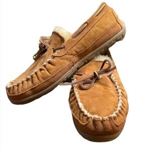 Women’s L.L.Bean moccasin slippers